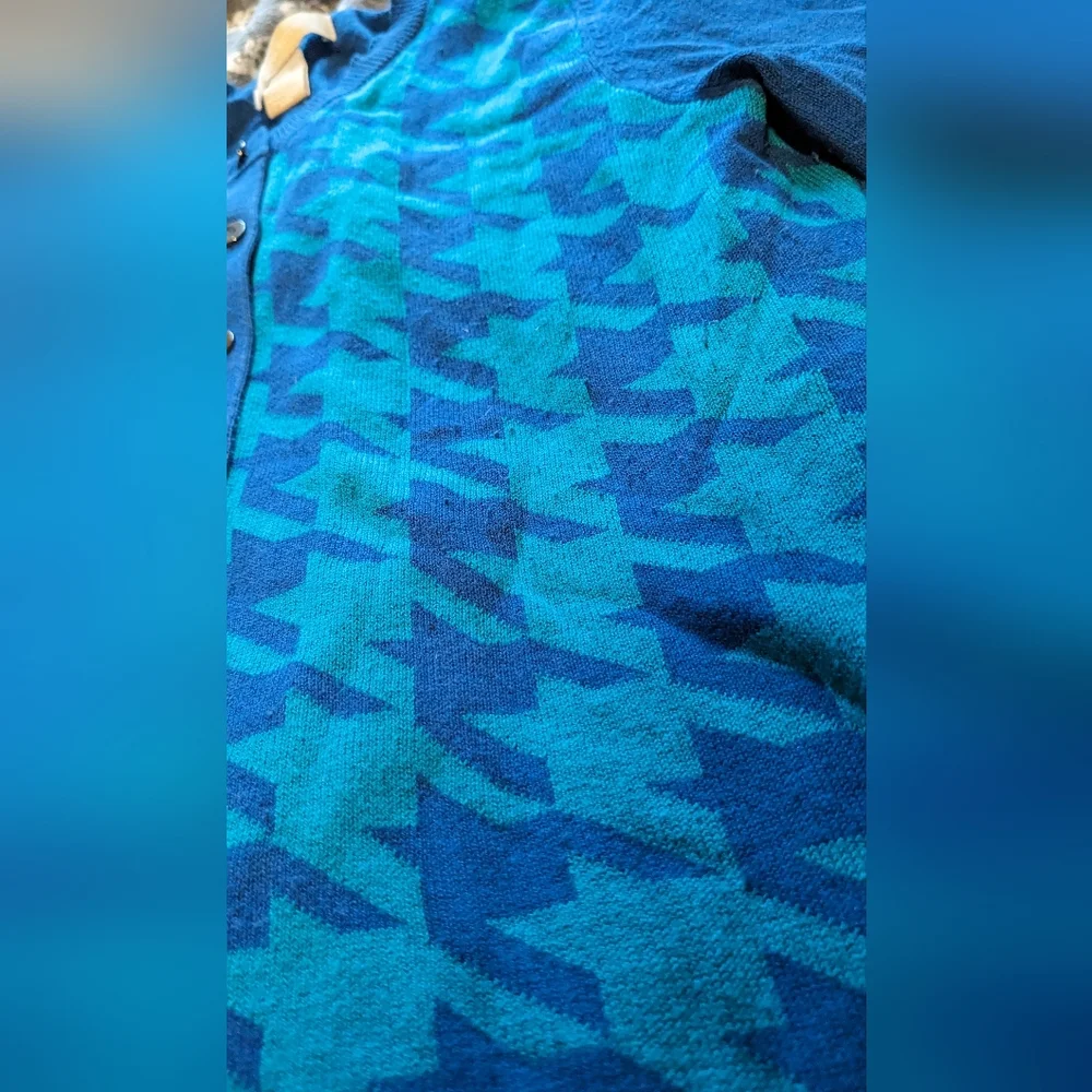 Banana Republic silk blend cardigan - Picture 4 of 5